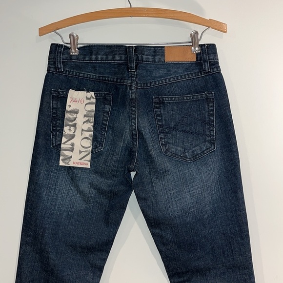 Burton Denim - NWT BURTON Weekender Straight Leg Jeans Snowboard Indigo Dark Denim Women’s 24